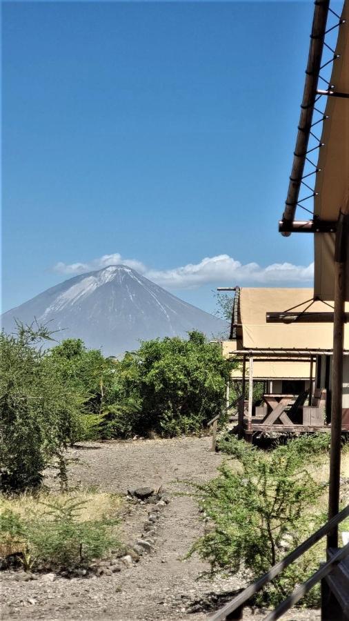 Africa Safari Lake Natron Mtowabaga Exterior photo